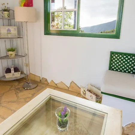 Mountain Getaway For Hikers 1 * Arafo