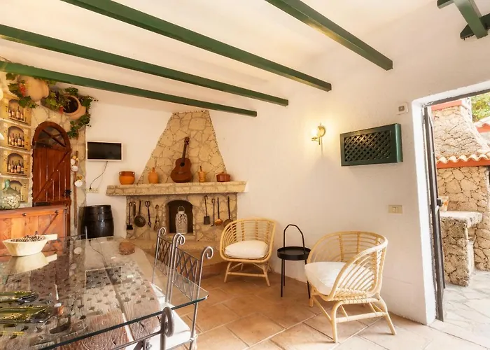 Mountain Getaway For Hikers 1 Σπίτι διακοπών *